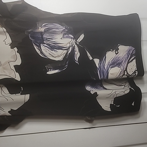 Midi dress ๐ - Picture 2 of 7